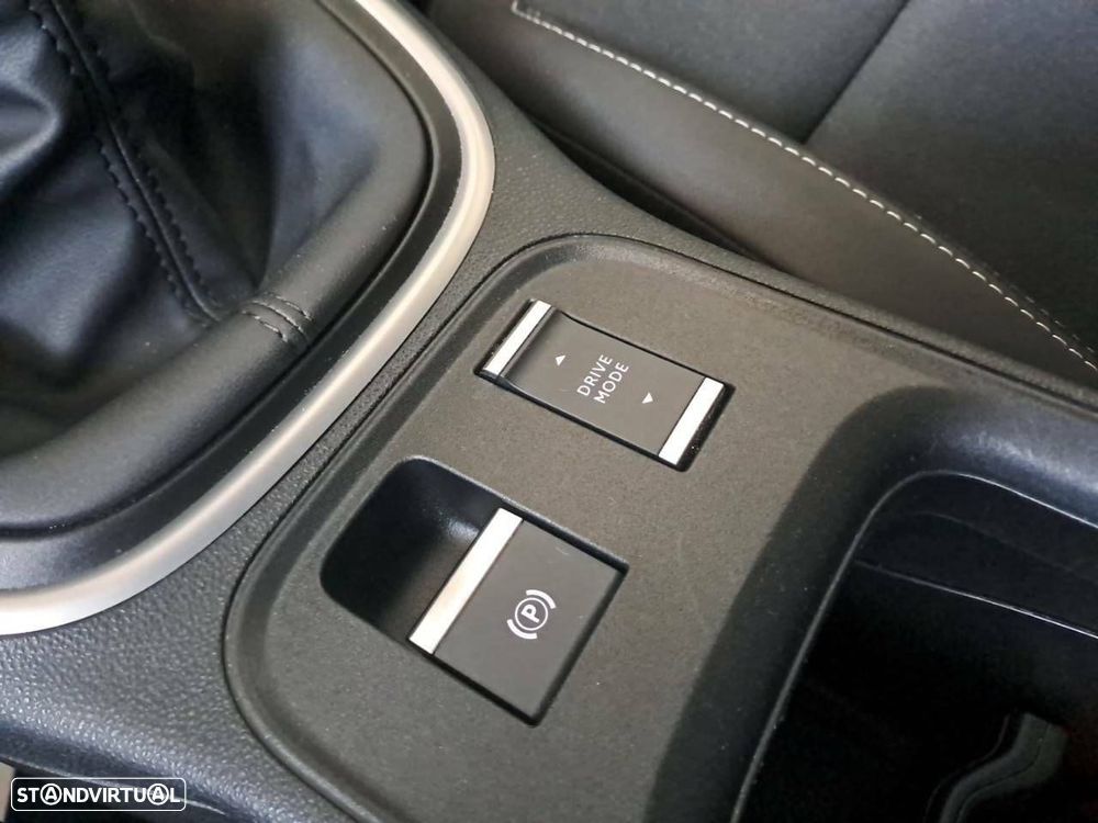 Jeep Avenger 1.2 GSE T3 Altitude - 18