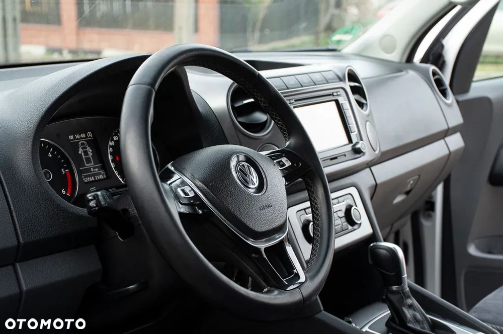 Volkswagen Amarok 2.0 BiTDI BMT Autm Dark Label - 16