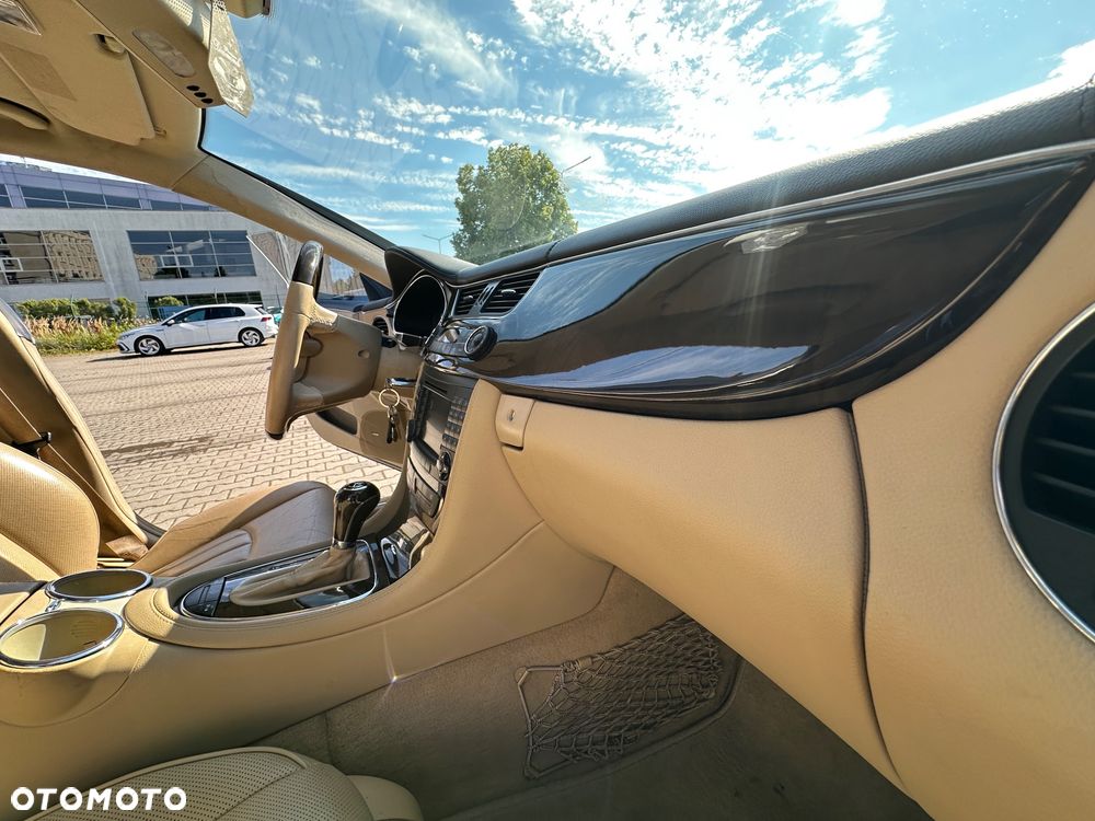 Mercedes-Benz CLS 500 - 28