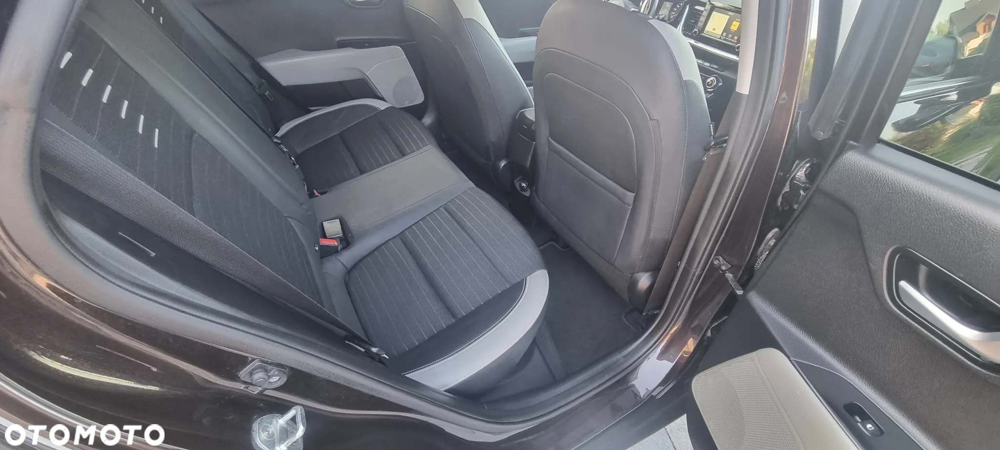 Kia Stonic 1.0 T-GDI 120 Vision - 35