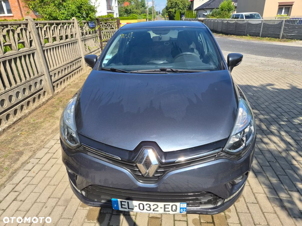 Renault Clio - 9