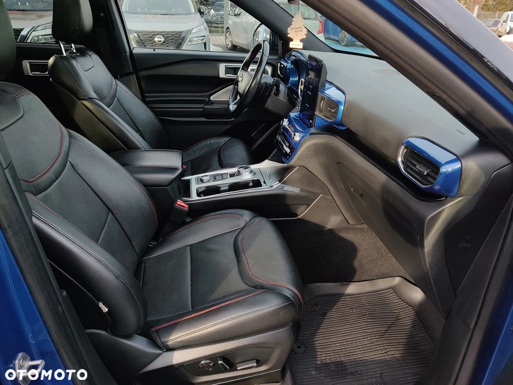 Ford Explorer 3.0 EcoBoost PHEV 4WD ST-Line - 29