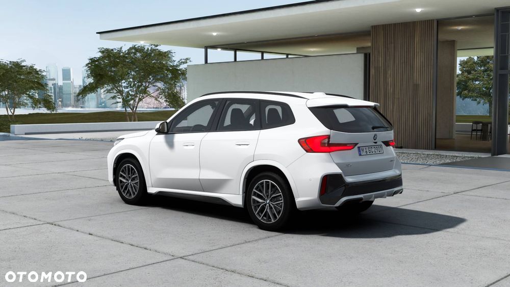 BMW X1 sDrive18i - 3