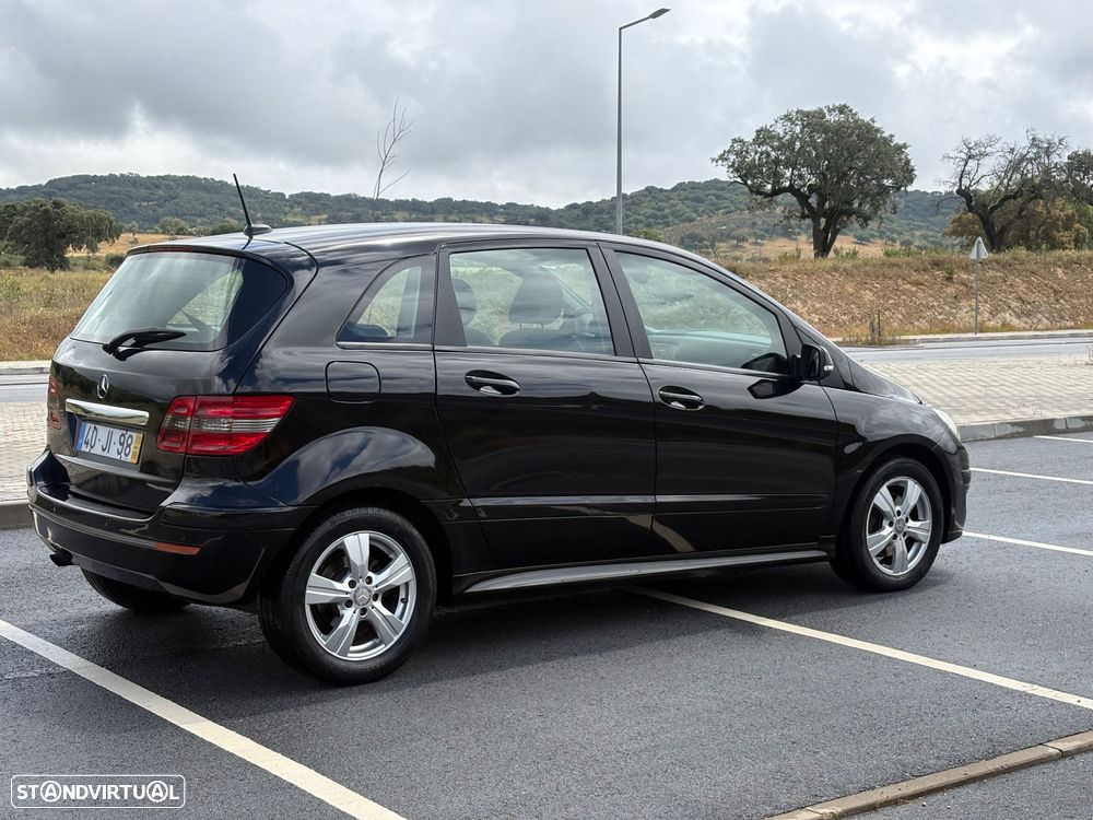 Mercedes-Benz B 180 CDI - 4