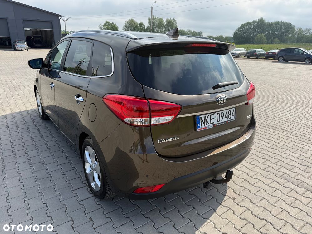 Kia Carens 1.6 GDI Dream-Team Edition - 7