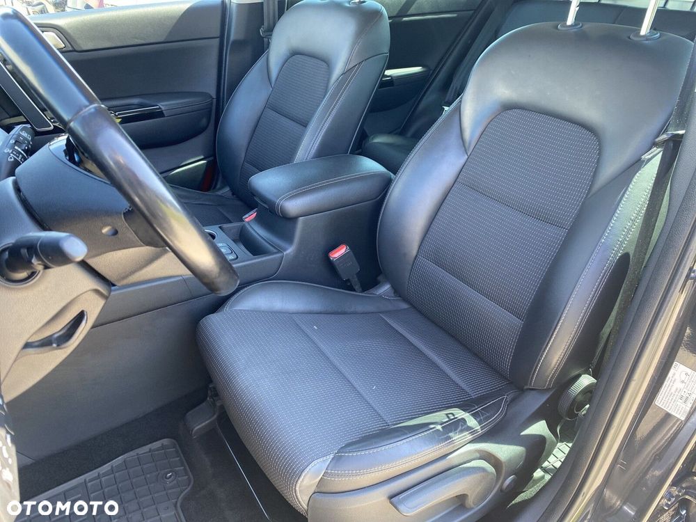 Kia Sportage - 10