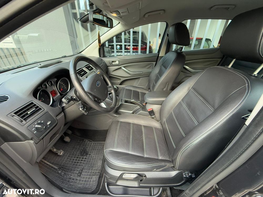 Ford Kuga 2.0L TDCi DPF Titanium - 10