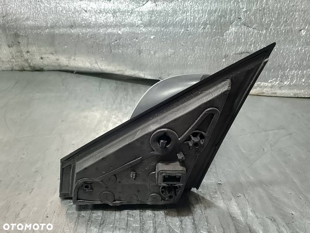 LUSTERKO PRAWE RENAULT LAGUNA III ( 07-15 )     205056 DCHA - 3