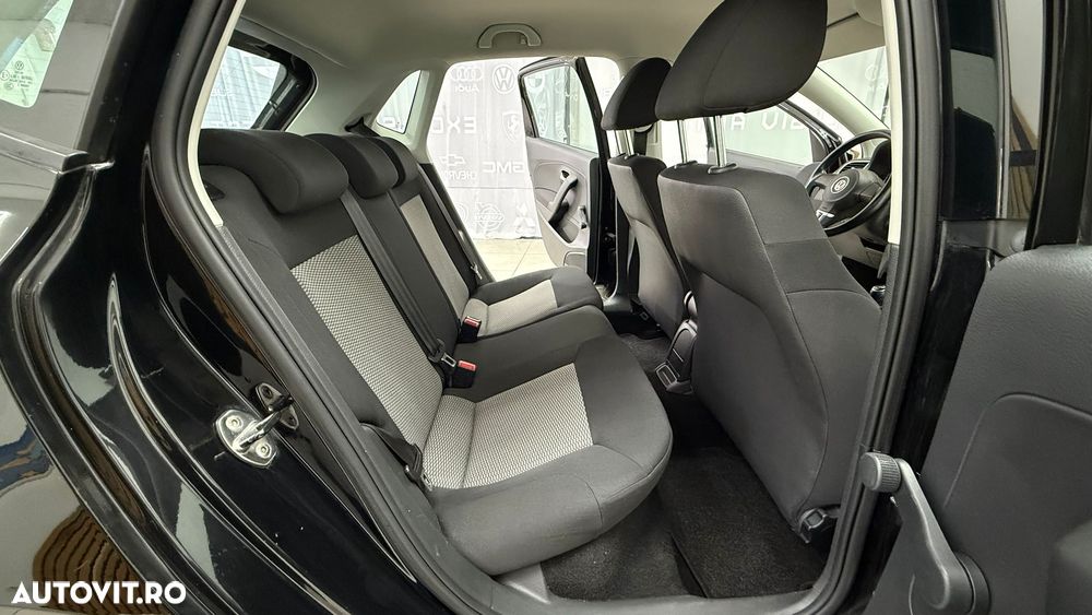 Volkswagen Polo - 8