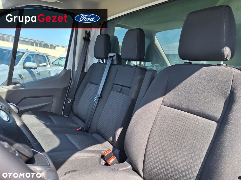 Ford Transit - 11