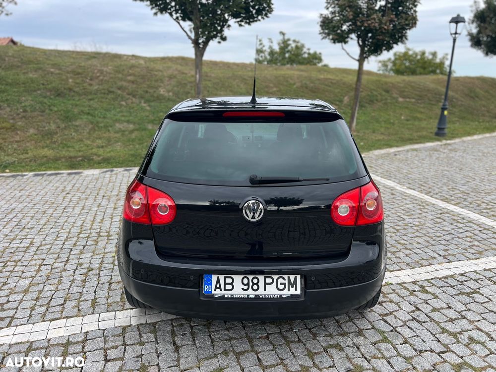 Volkswagen Golf 1.6 Comfortline - 3