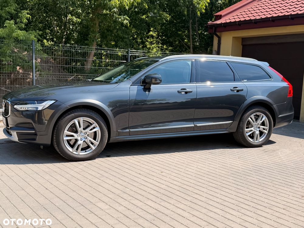 Volvo V90 Cross Country D5 AWD - 22