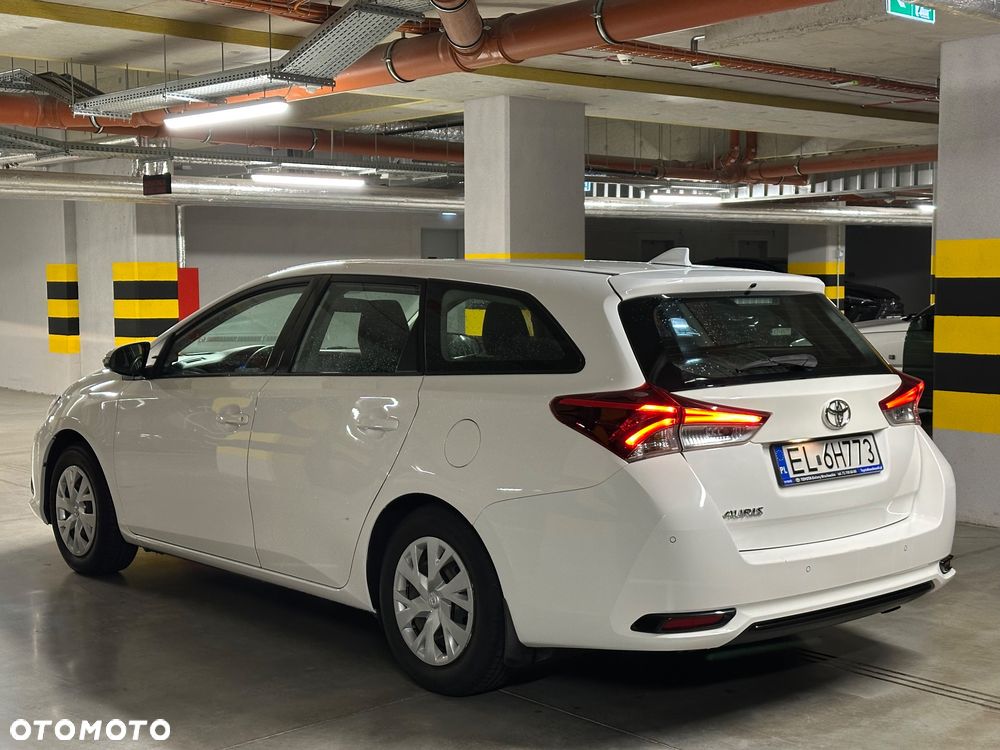 Toyota Auris 1.6 Active - 4