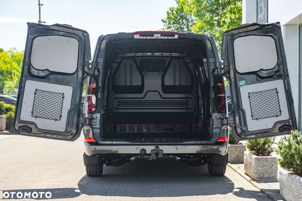 Volkswagen Transporter - 13