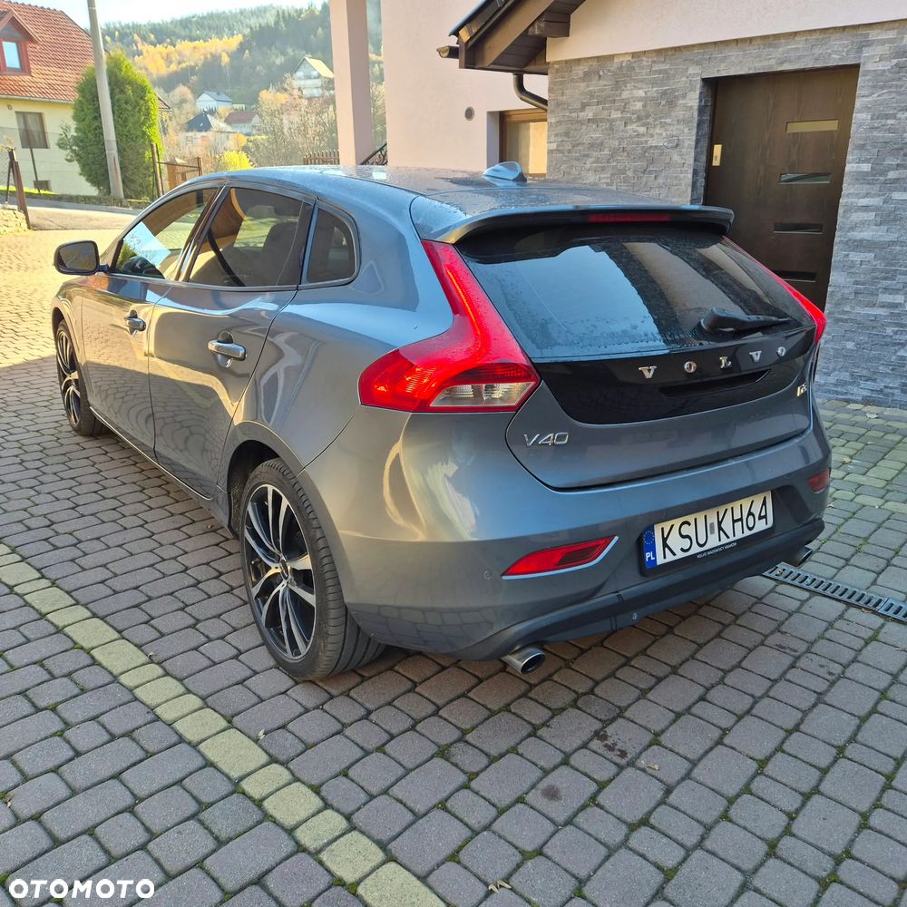 Volvo V40 - 15