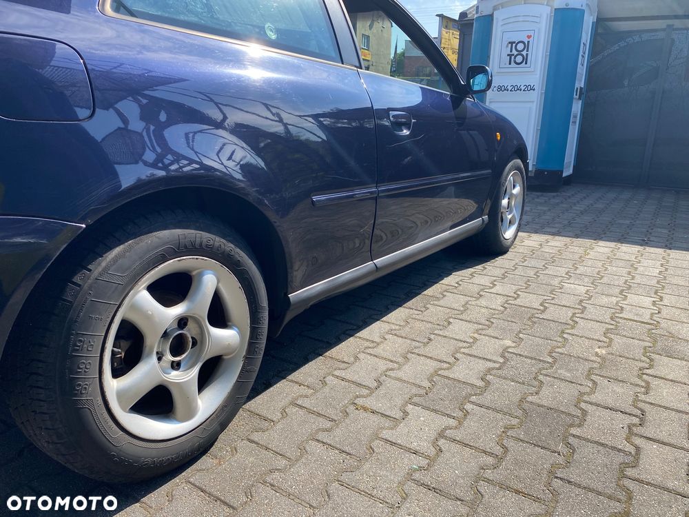 Audi A3 3-drzwiowe 1.6 Ambiente - 7