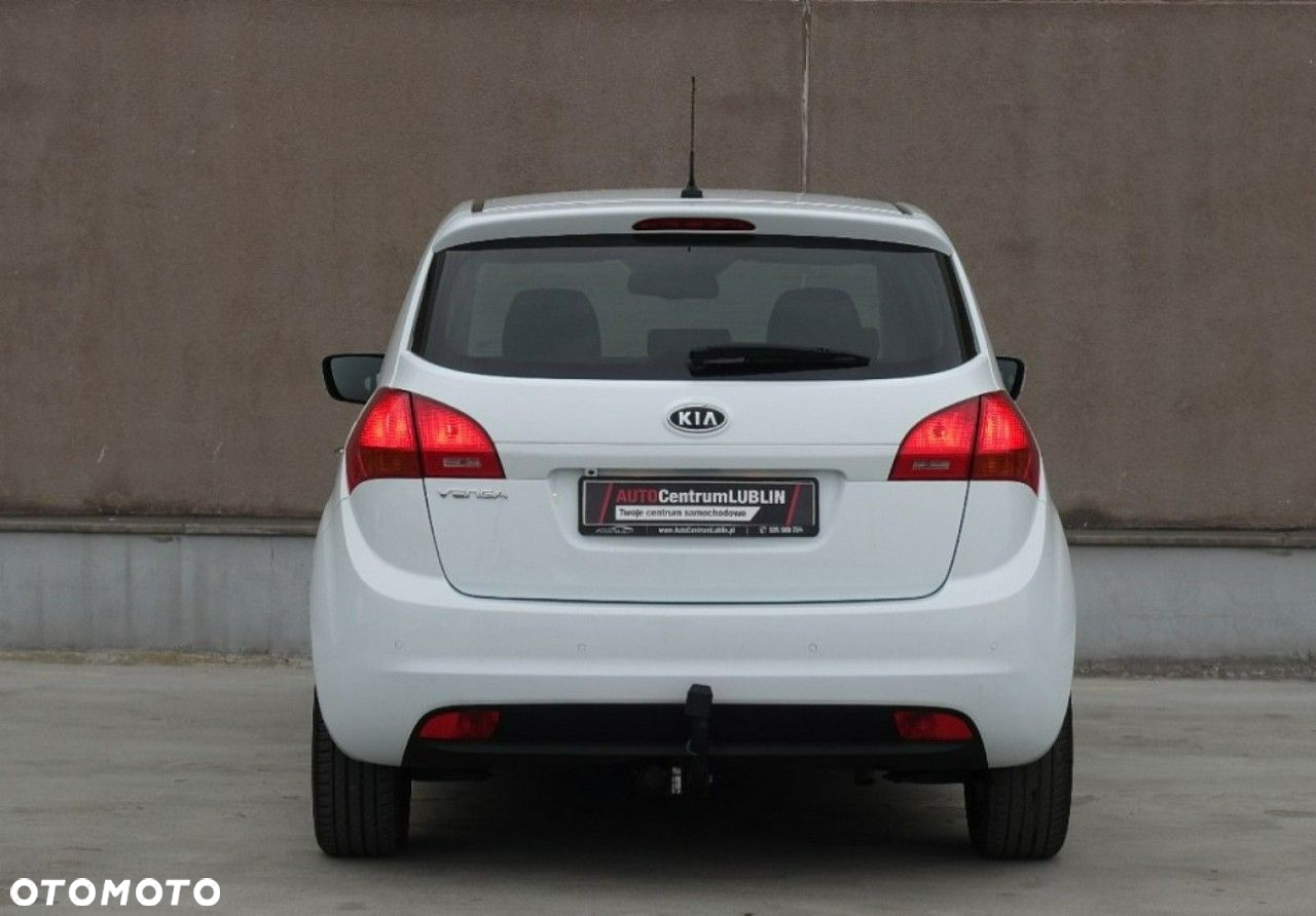 Kia Venga - 9