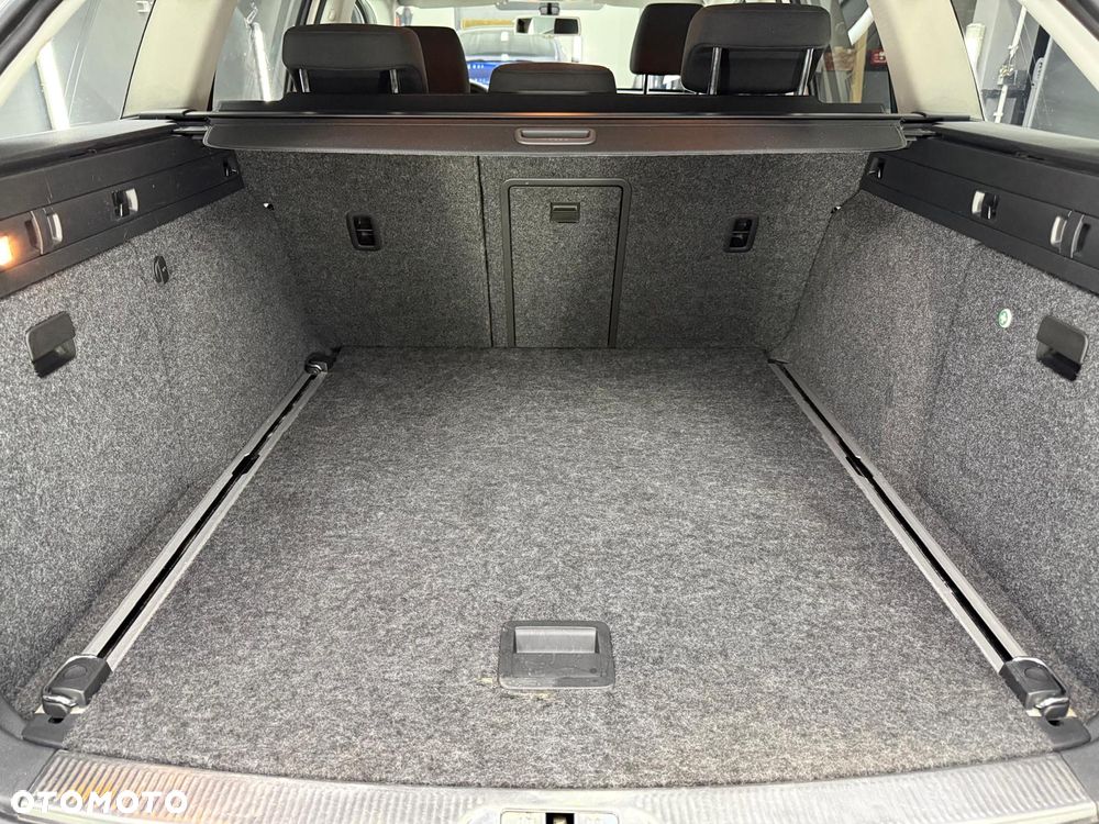 Skoda Superb 1.8 TSI Elegance DSG - 25