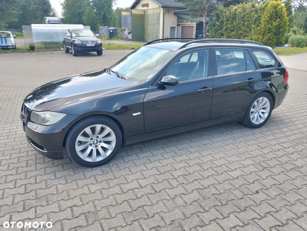 BMW Seria 3 318i - 3