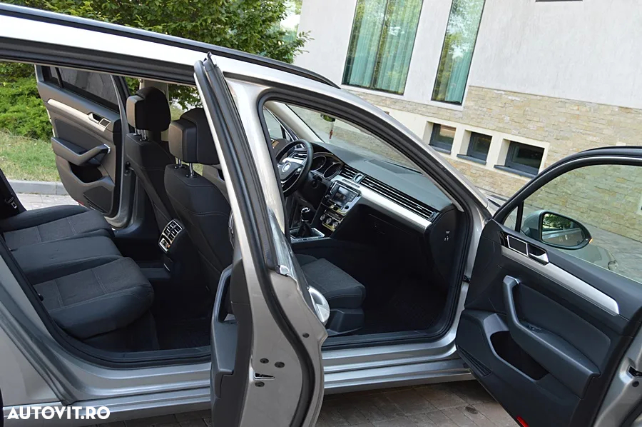 Volkswagen Passat Variant 2.0 TDI (BlueMotion Technology) Comfortline - 4