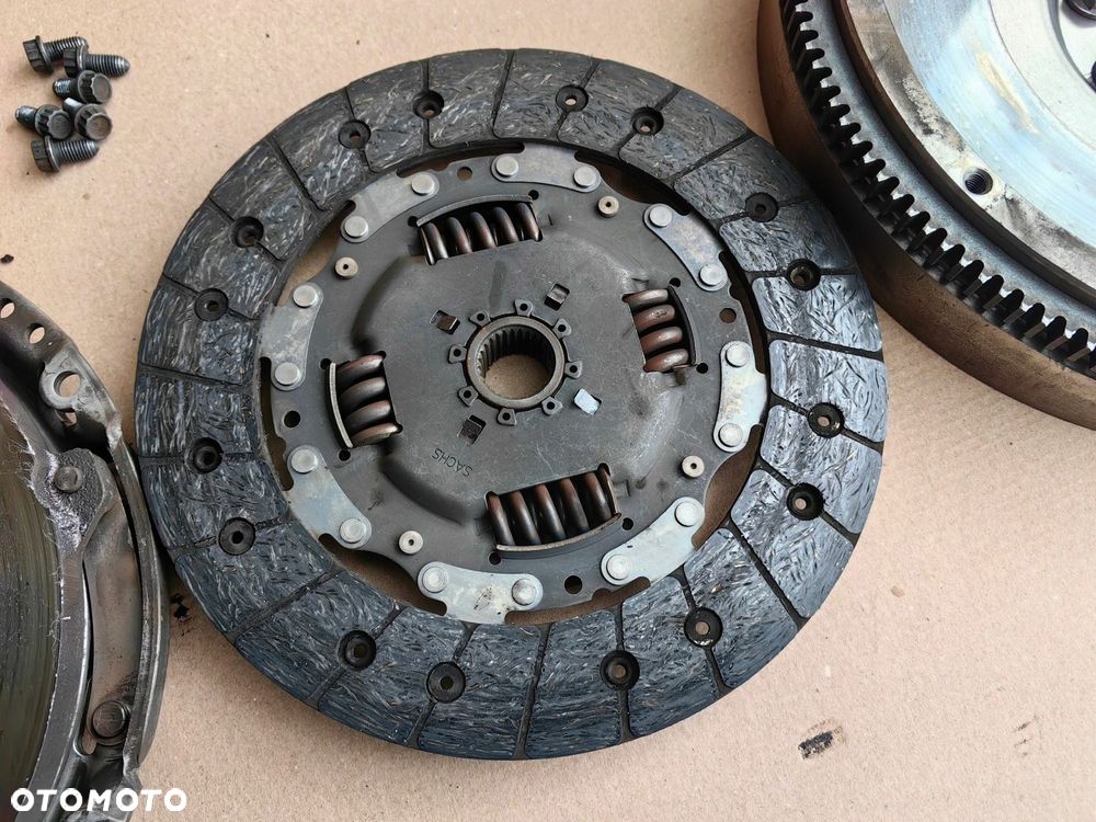 Sprzęgło kompletne sztywne VW AUDI SEAT SKODA 1.4 TFSI 122KM 03C141025G - 8