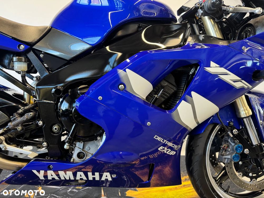 Yamaha YZF - 13