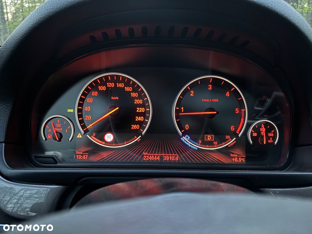 BMW Seria 5 520d xDrive Luxury Line - 30