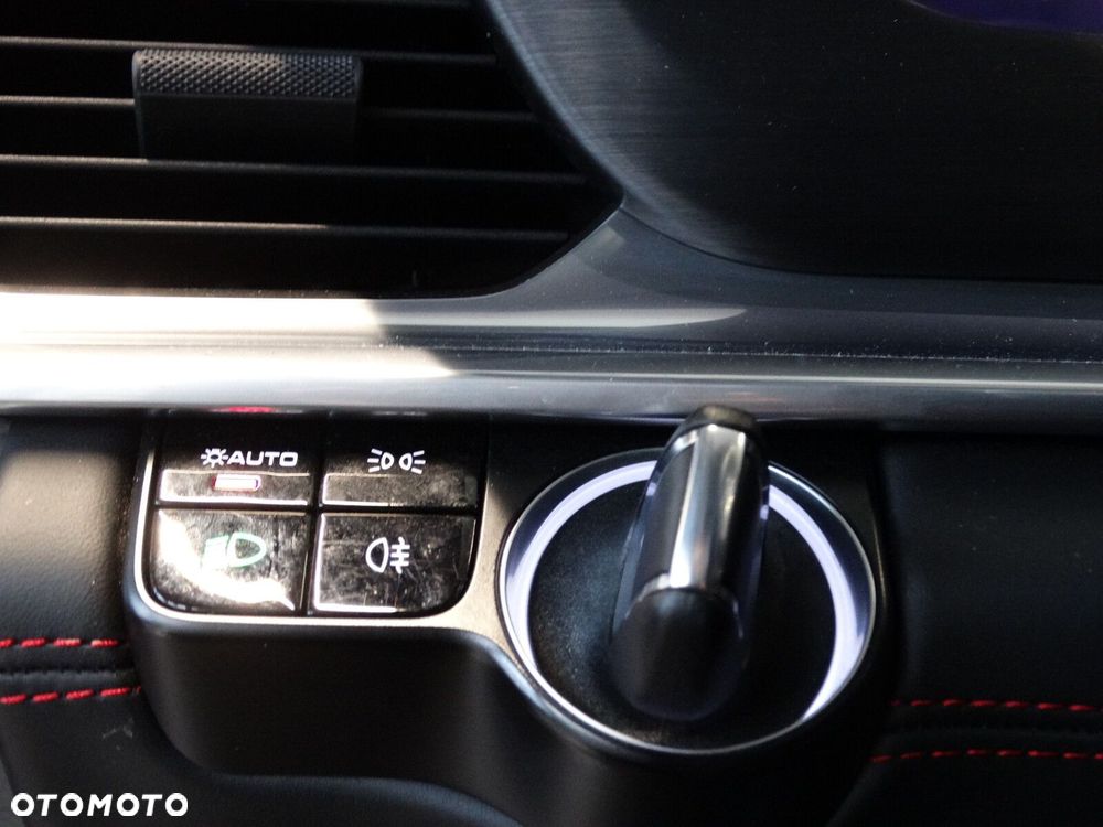 Porsche Panamera - 11