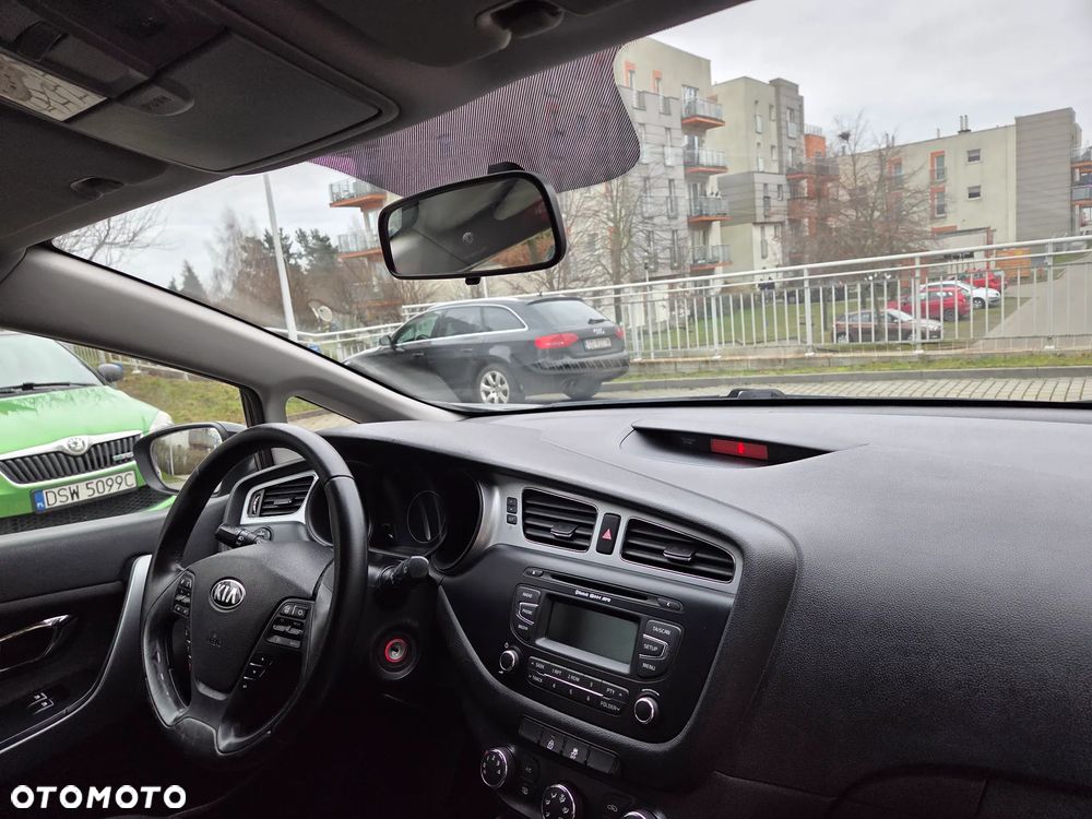 Kia ProCeed - 10