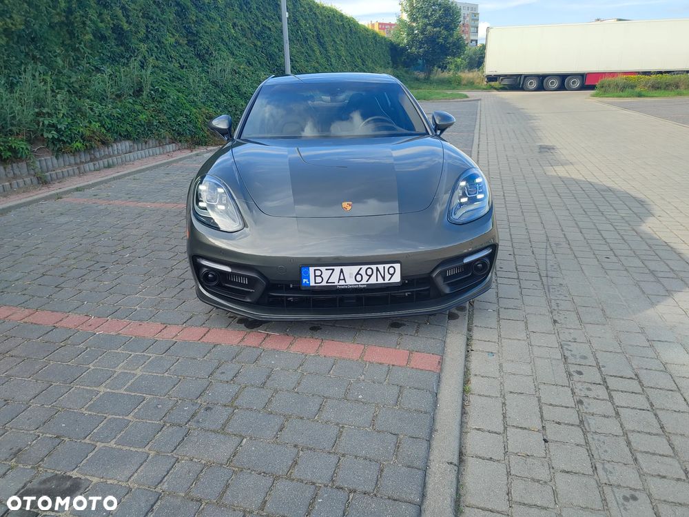Porsche Panamera 4 Platinum Edition - 15
