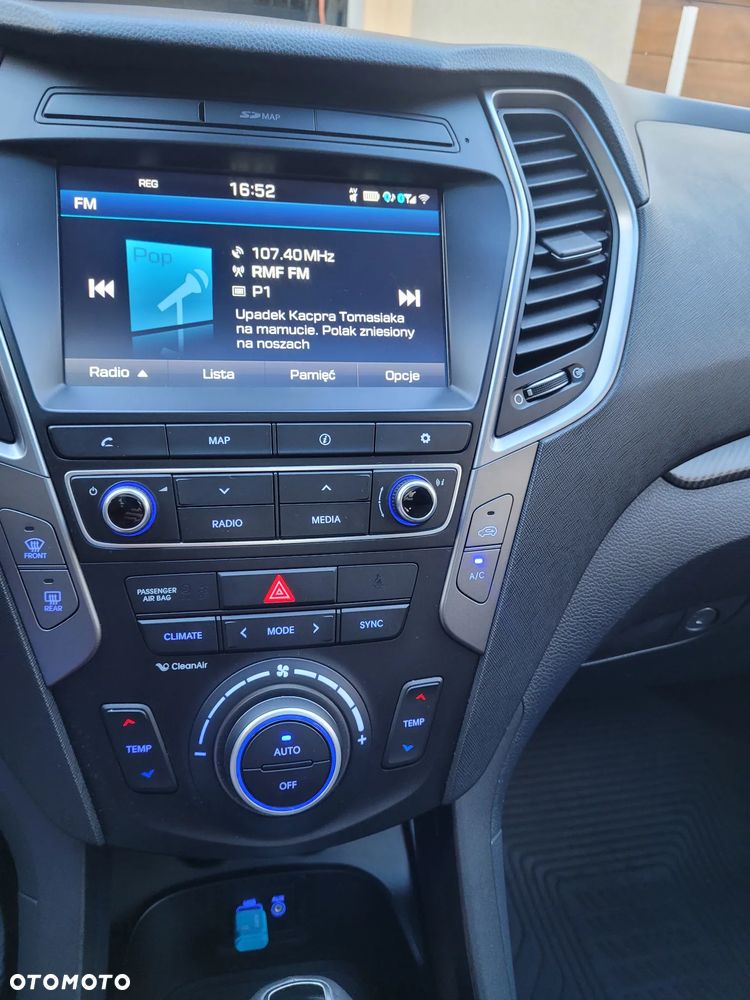 Hyundai Santa Fe 2.0 CRDi Premium 4WD - 23