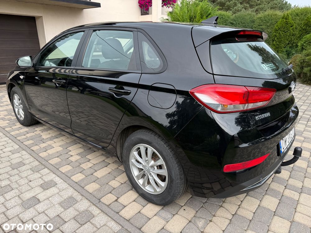 Hyundai i30 1.5 DPI Classic + - 11