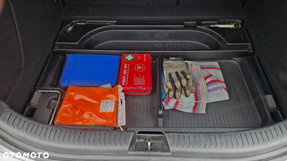 Mazda 3 1.6 Sport Exclusive - 8