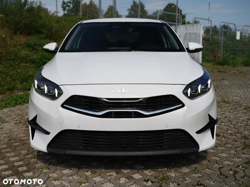 Kia Ceed 1.5 T-GDI Tribute DCT - 2