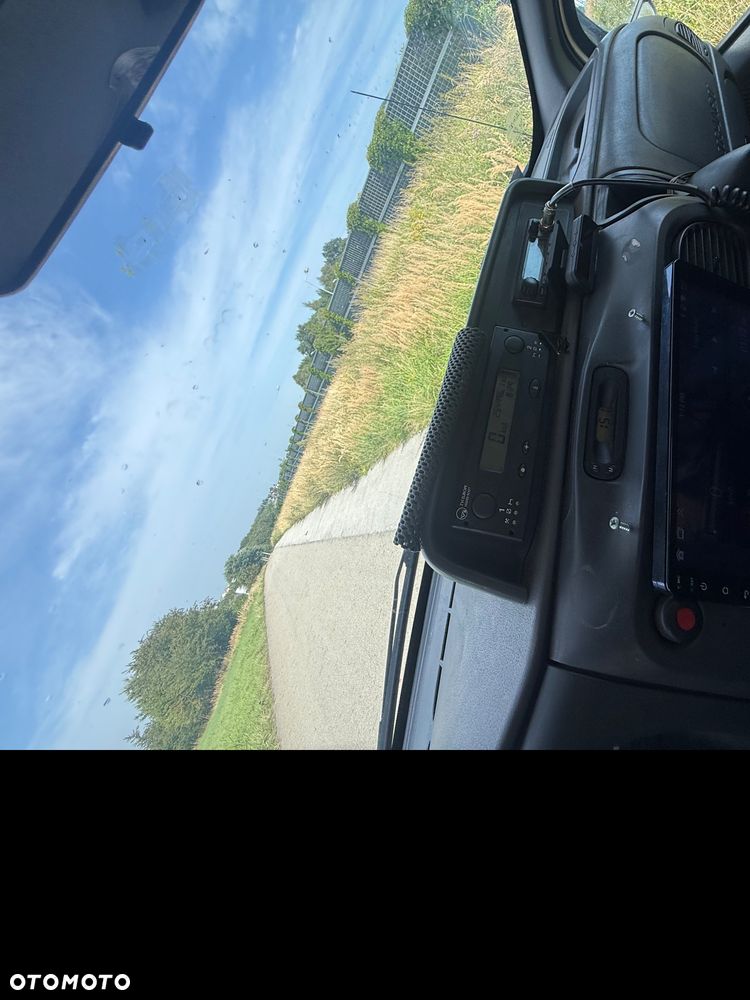 Ford Transit - 17