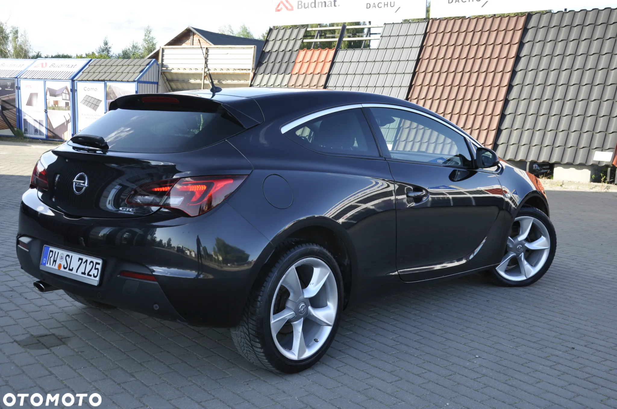 Opel Astra IV GTC 1.6 T Sport - 8