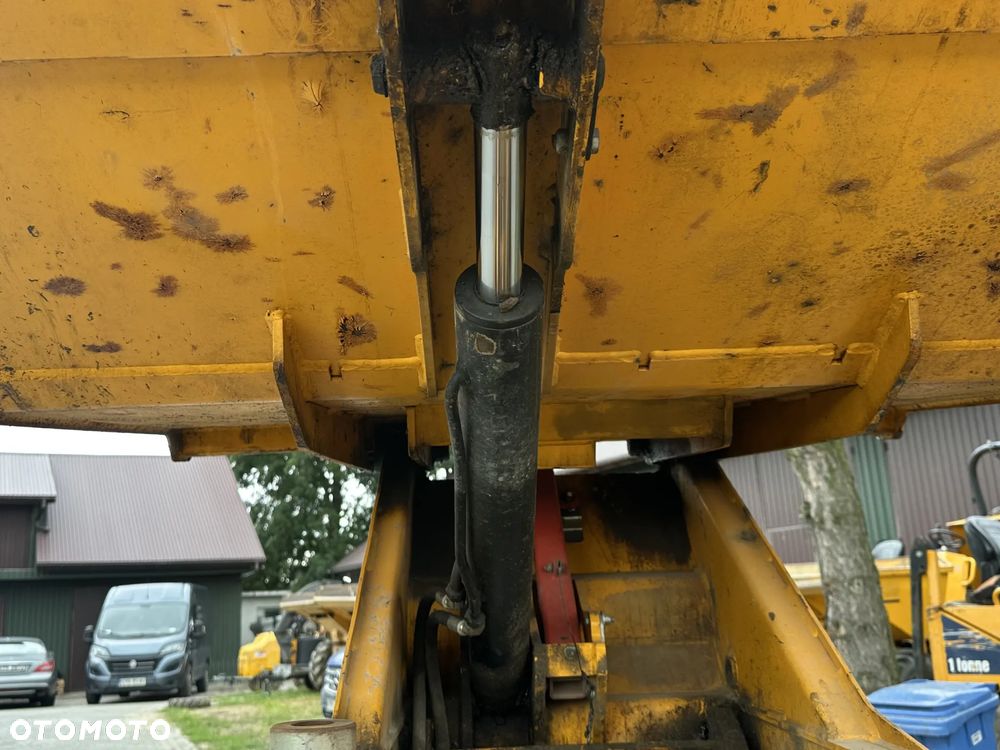 Thwaites MACH 471 - 9