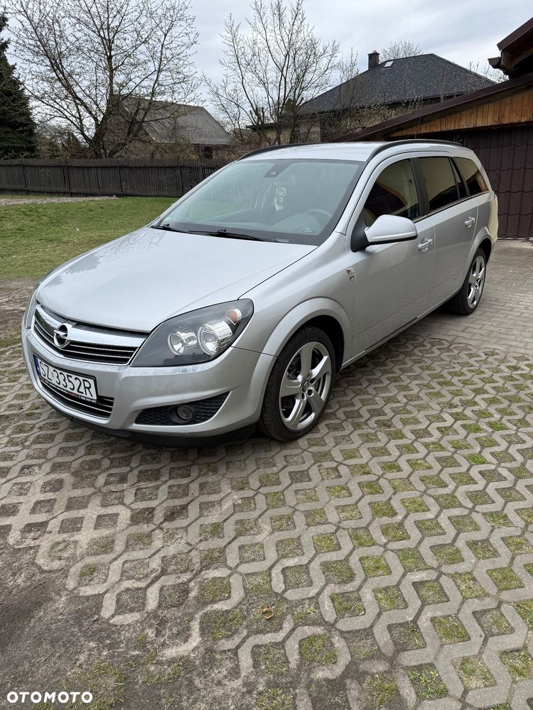 Opel Astra 1.7 CDTI ecoFLEX - 2