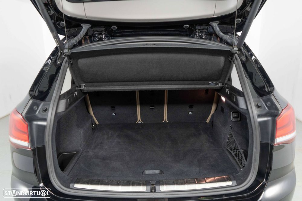 BMW X1 25 e xDrive Corporate Edition - 12