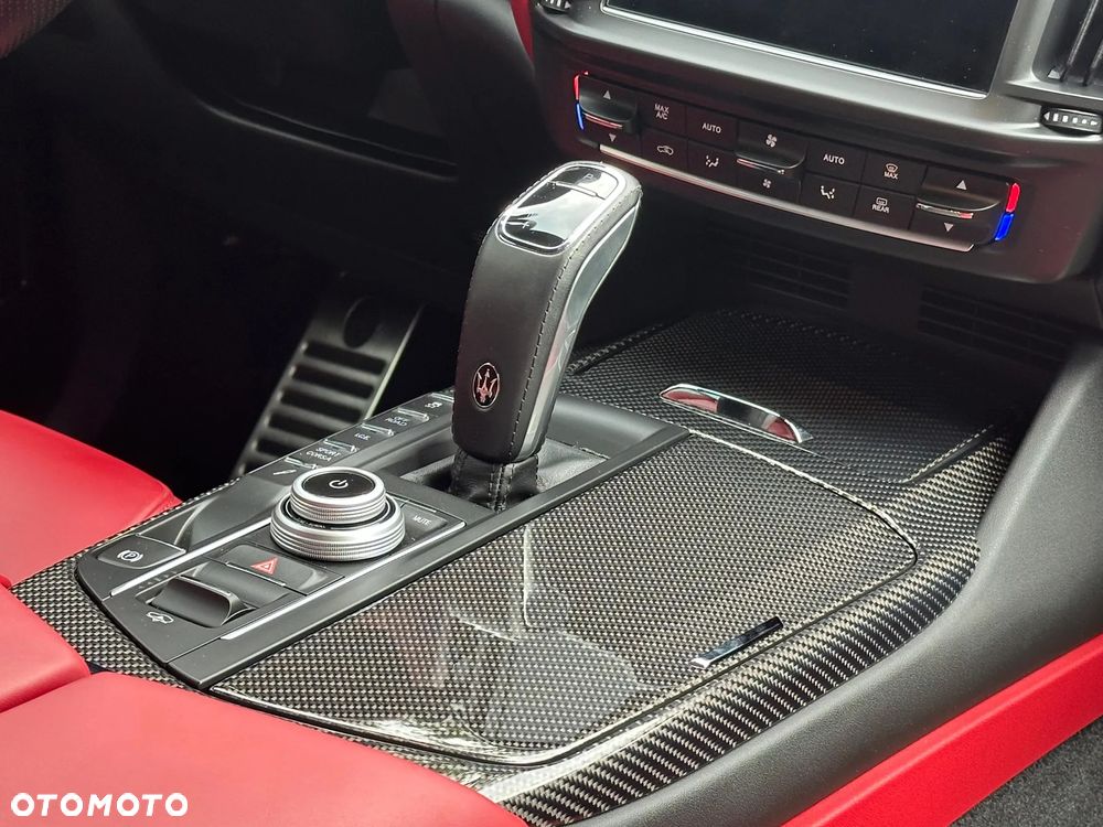 Maserati Levante Trofeo Q4 - 27