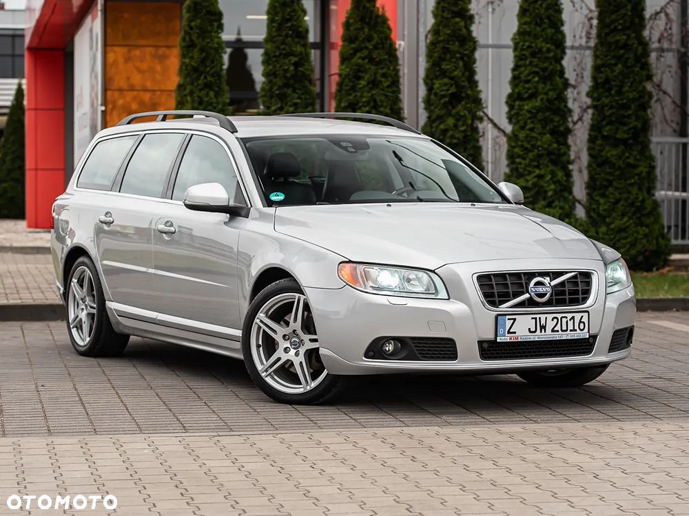 Volvo V70 - 1