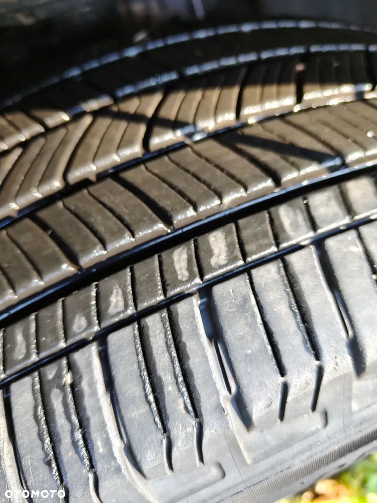 Ford Explorer 3.0 EcoBoost PHEV 4WD Platinum - 32