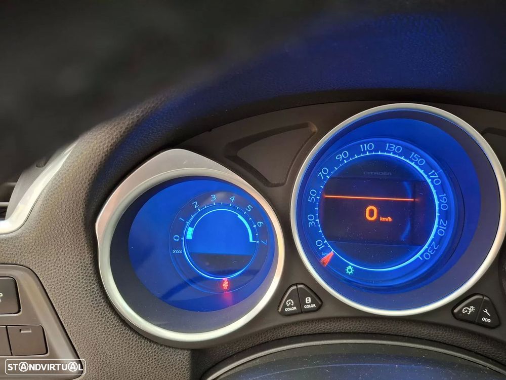 Citroën DS4 1.6 HDi So Chic - 13