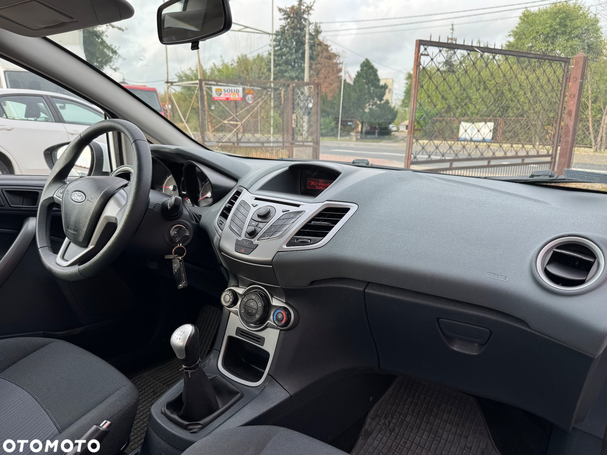 Ford Fiesta 1.25 Ambiente - 11