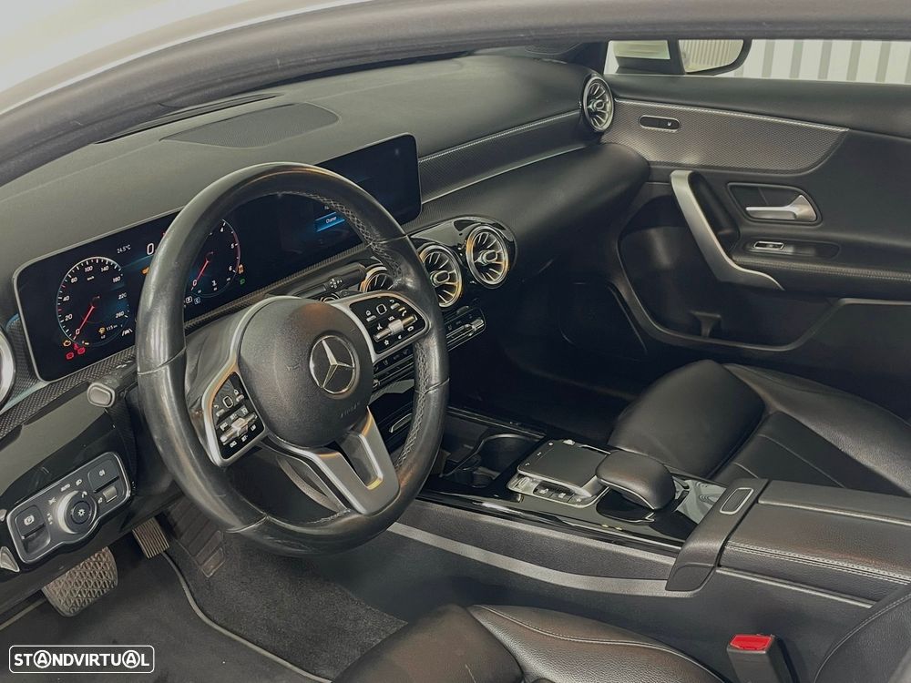 Mercedes-Benz A 180 Limousine d Progressive Aut. - 10