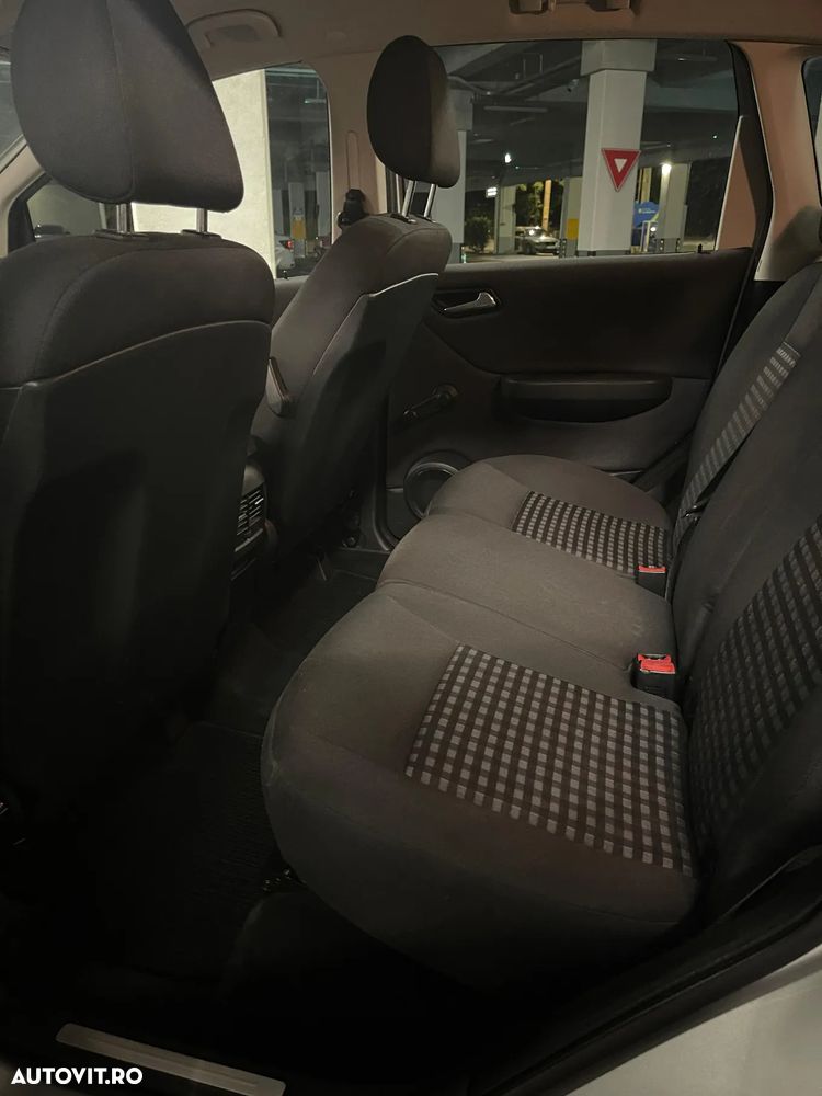 Mercedes-Benz A 180 CDI - 11