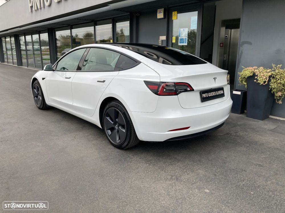 Tesla Model 3 RWD - 8
