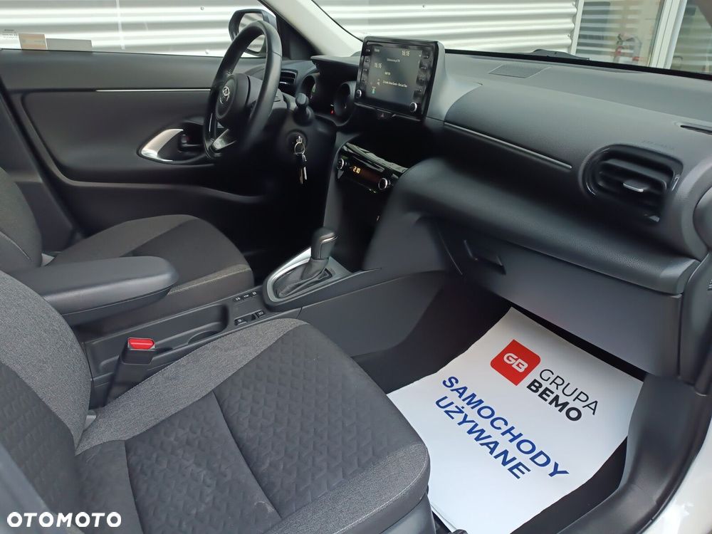 Toyota Yaris Cross Hybrid 1.5 Comfort - 12