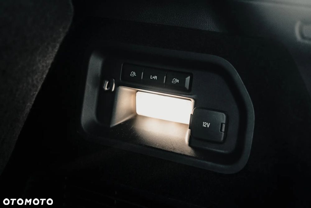 Ford Explorer 3.0 EcoBoost PHEV 4WD ST-Line - 30