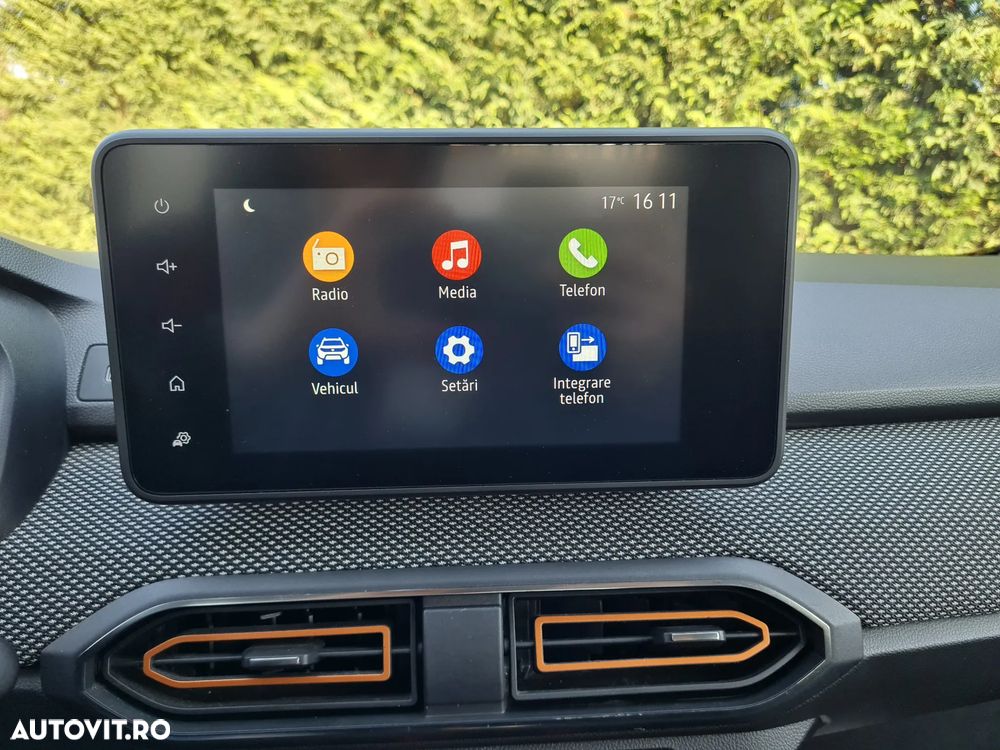 Dacia Sandero Stepway TCe 90 MT6 Comfort - 24